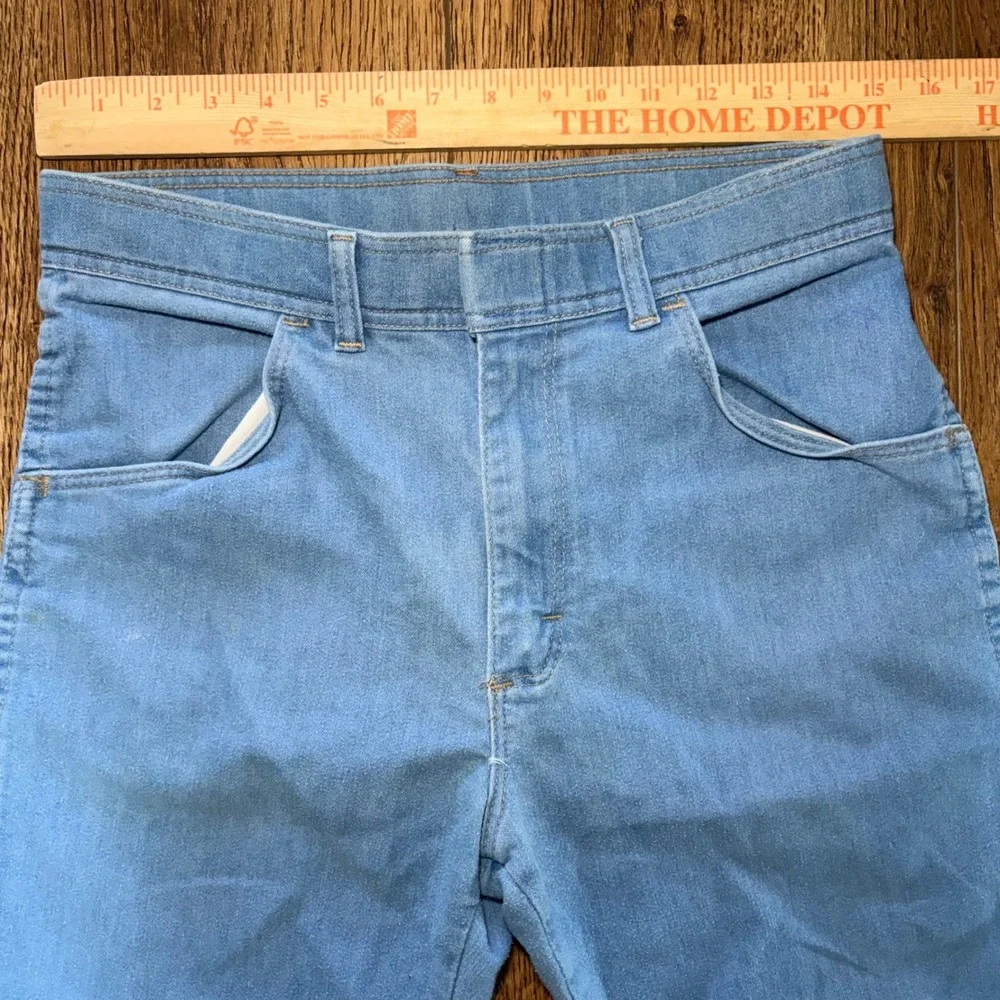 80s True Vintage Wrangler Jeans USA made Mens 30x26 Light Wash Blue Straight Leg